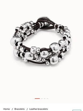 Uno de 50 “Crazy Goat” Multistrand beaded bracelet